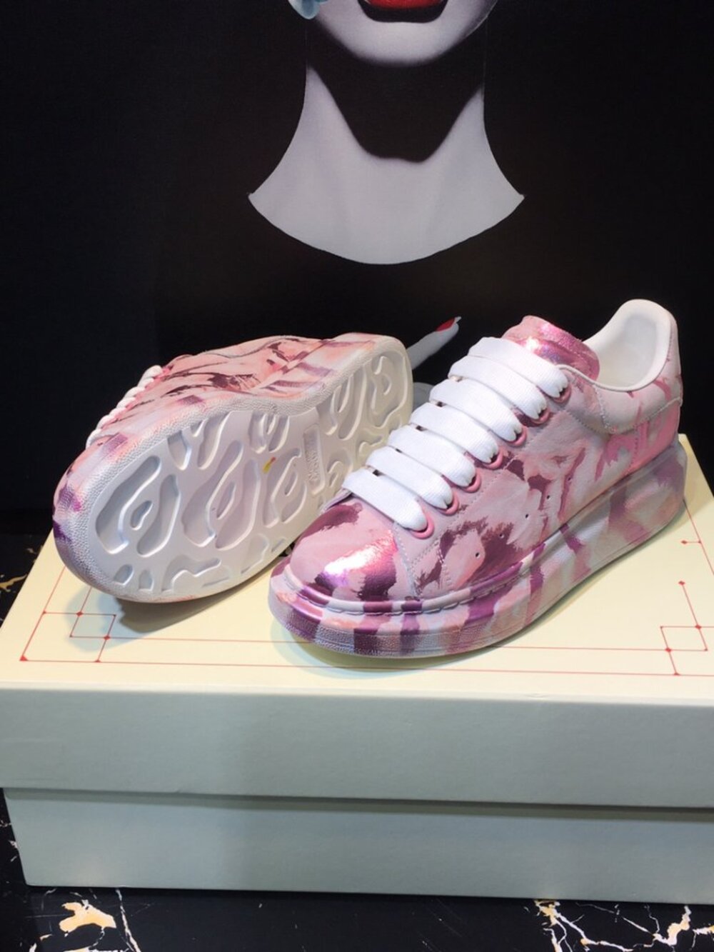 Alexander McQueen Ombre Dusty Pink Platform Sneakers - Picture 4 of 7